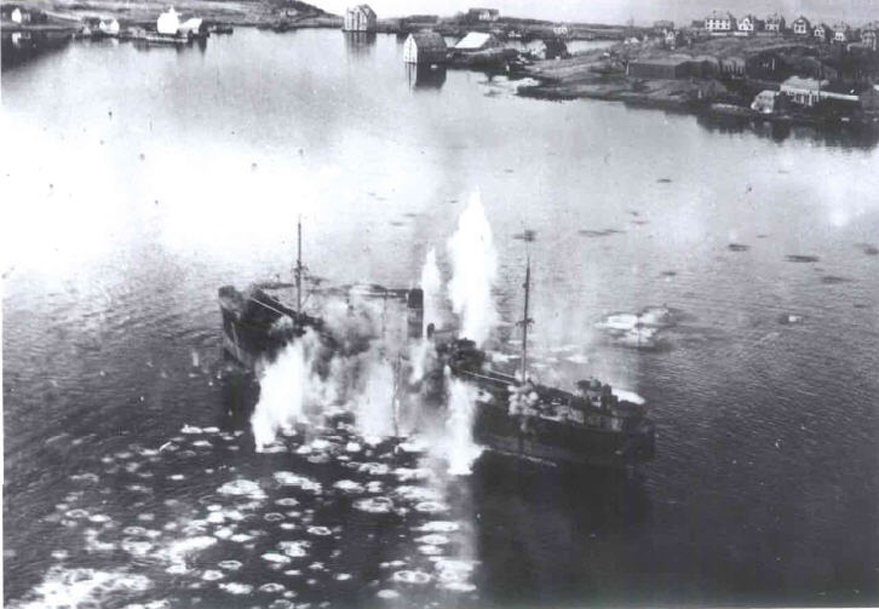 Shipping attacked outside the harbour